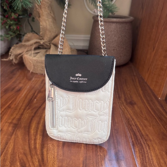 Juicy Couture Black and white Crossbody Bag - Picture 4 of 6